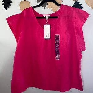Three Dots fuchsia top
